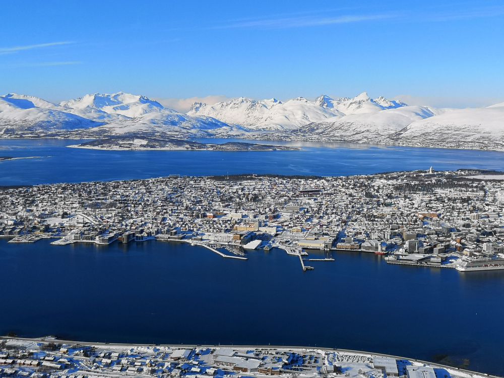 Oliver Harvey sponsors Chartwell Independent's trip to Norway